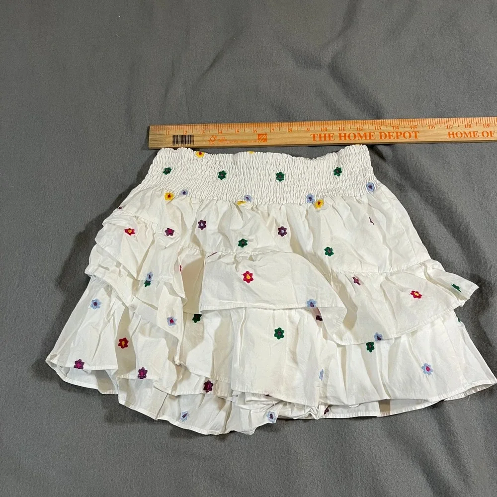 Indie Collection‎ White Ruffle Mini Skirt Medium Smocked Waist Floral Embroidery